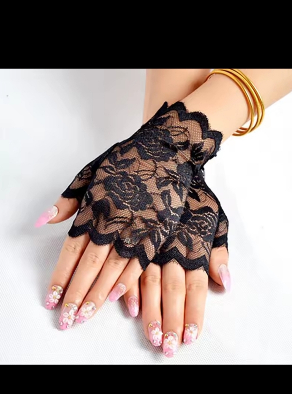 Stretchy Floral Lace Fingerless Gloves
